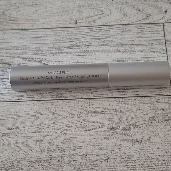 Dr. Lili Fan Probiotic Eyebrow Enhancer - Picture 3 of 3